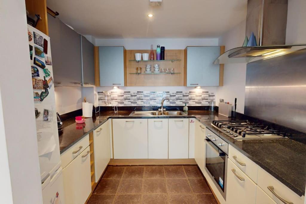 Centrally Located, Comfy 2-bed 2-bath Dublin